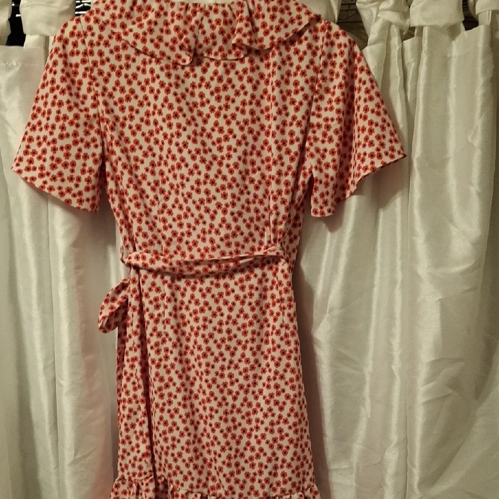Topshop Red and White Floral Wrap Mini Dress 10 - Picture 12 of 12